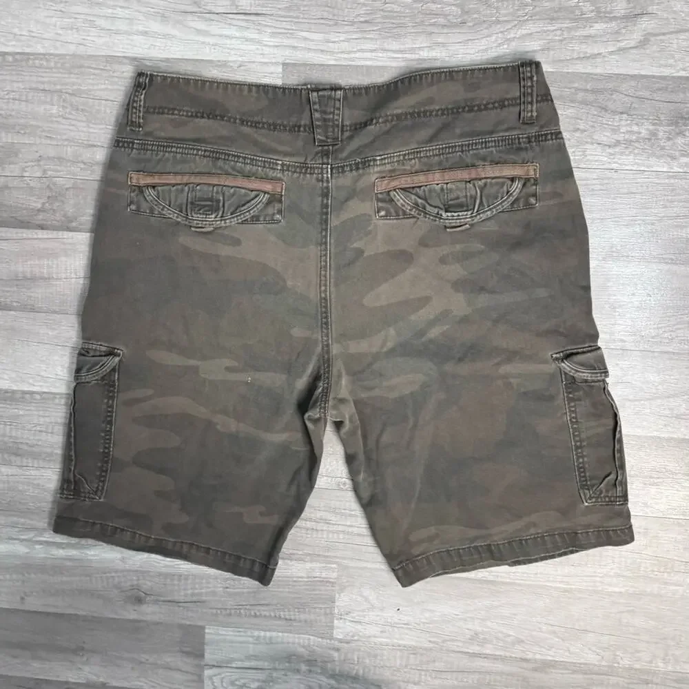Unionbay Camo Cargo Shorts Men’s Size 38 Utility Streetwear